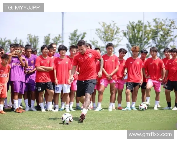 足球球星笑容背后的秘密 牙齿成就明星形象的另一种力量